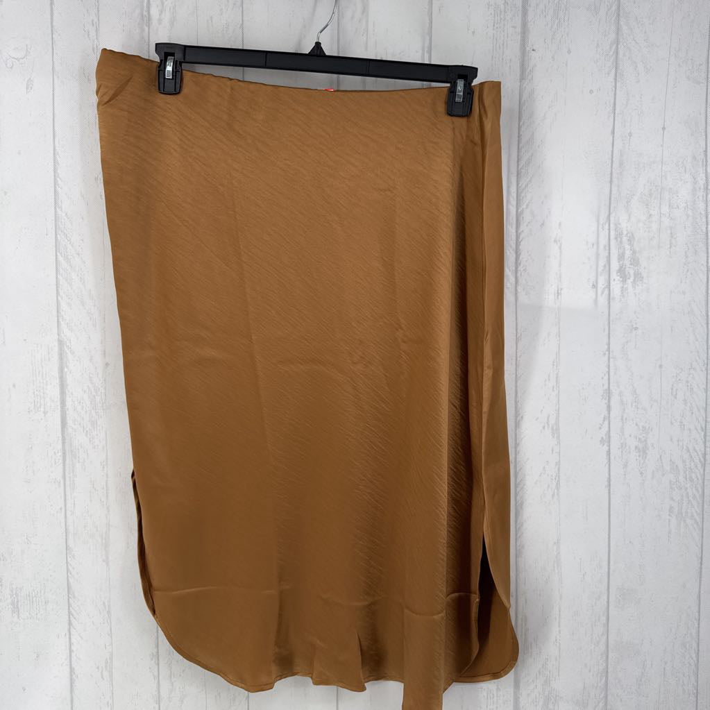 20 pull-on silky skirt