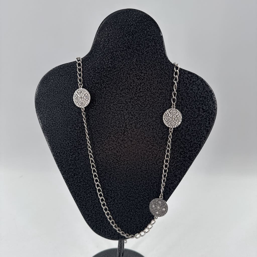 21" chainlink medallion layering necklace