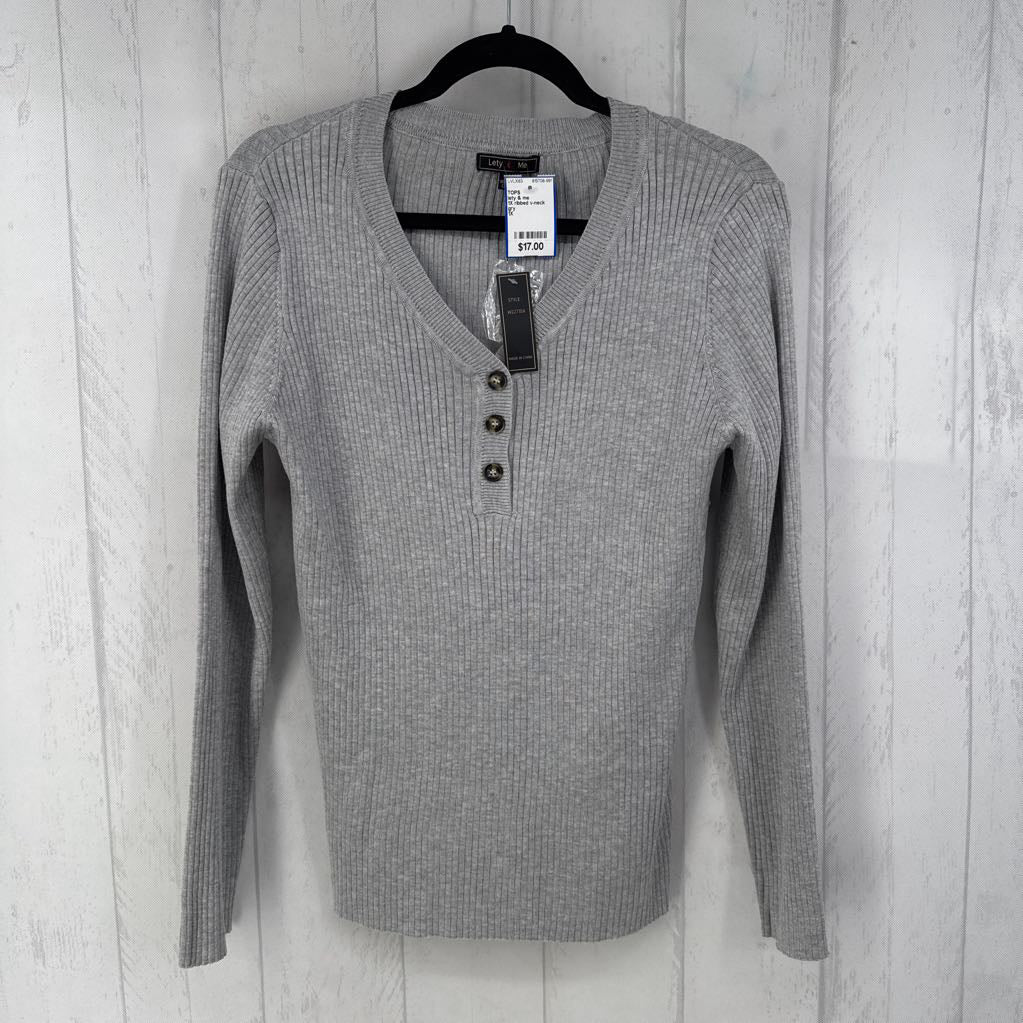 1X ribbed v-neck w/ buttons l/s top