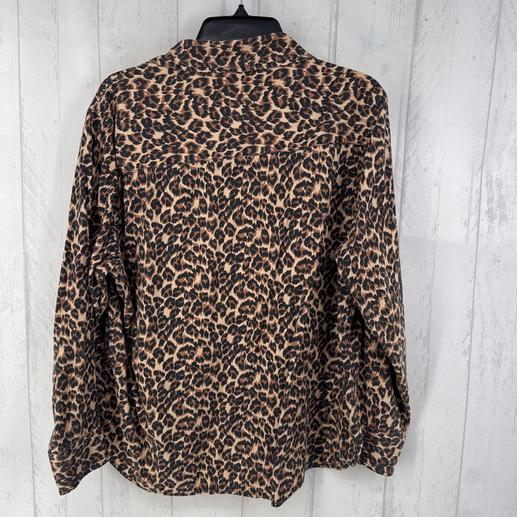S animal print button down l/s top