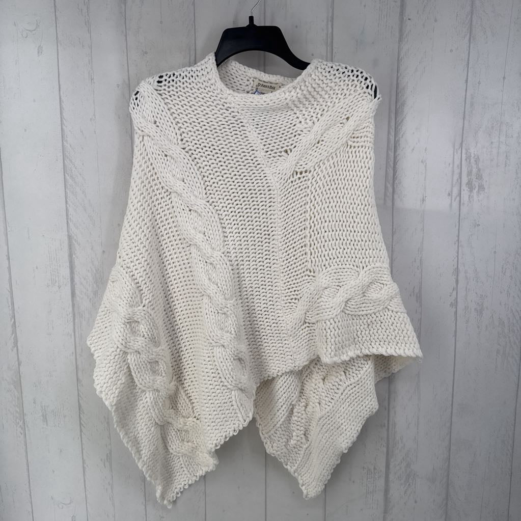 M cable knit poncho