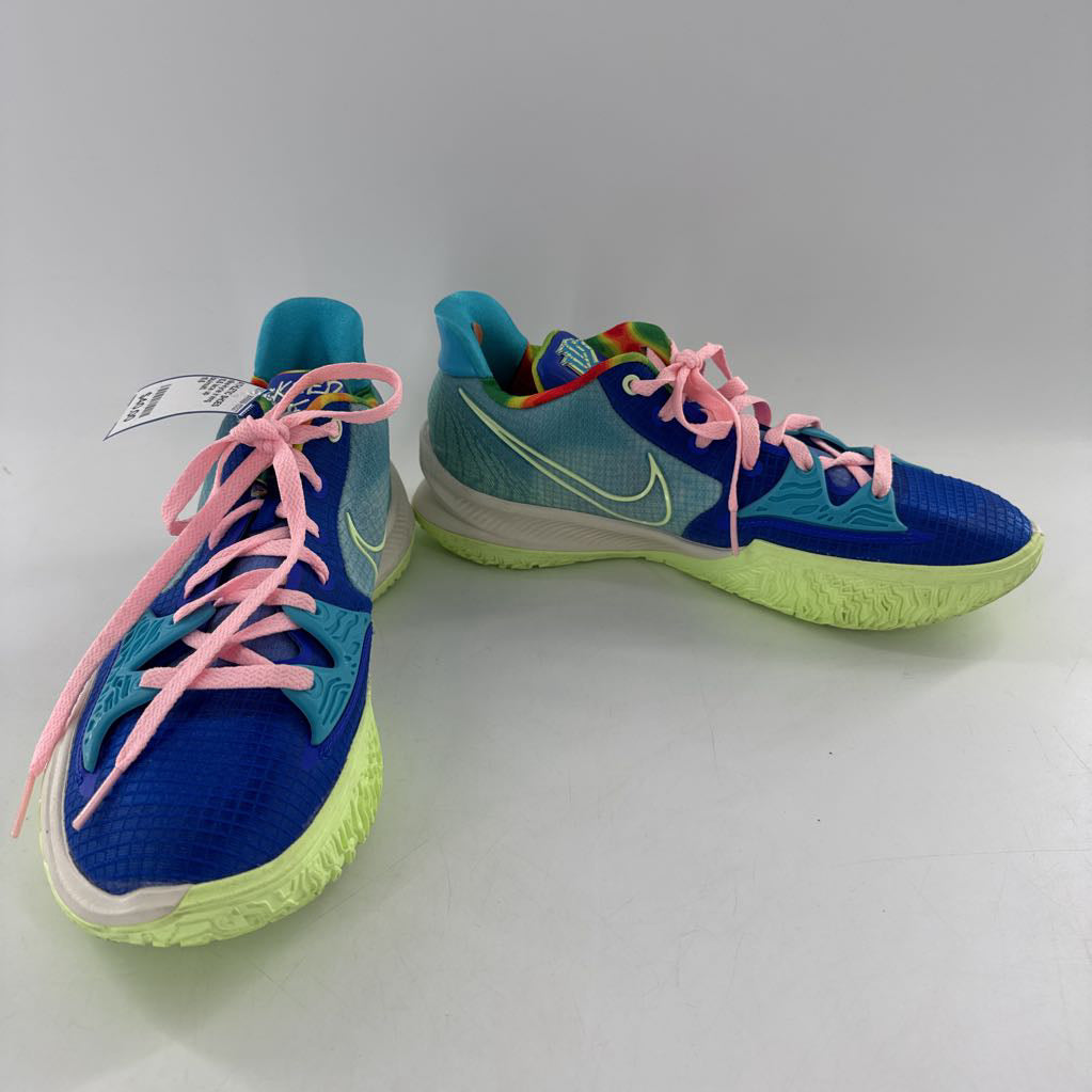 10.5 lace up sneakers