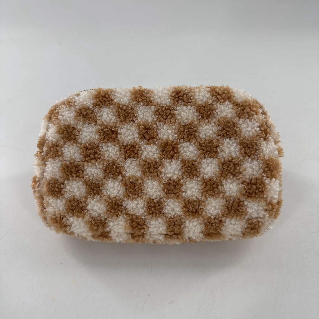 chai checker fleece belt bag