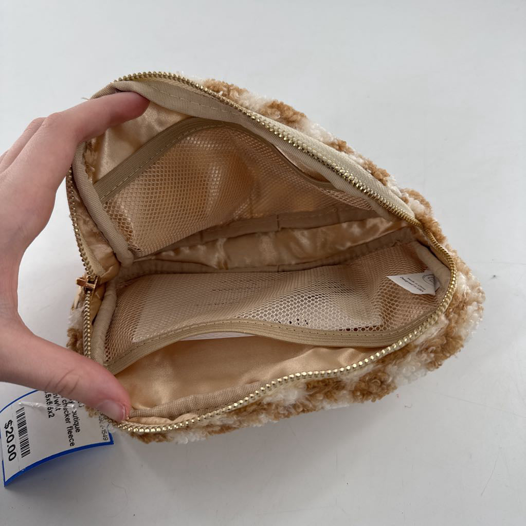 chai checker fleece belt bag