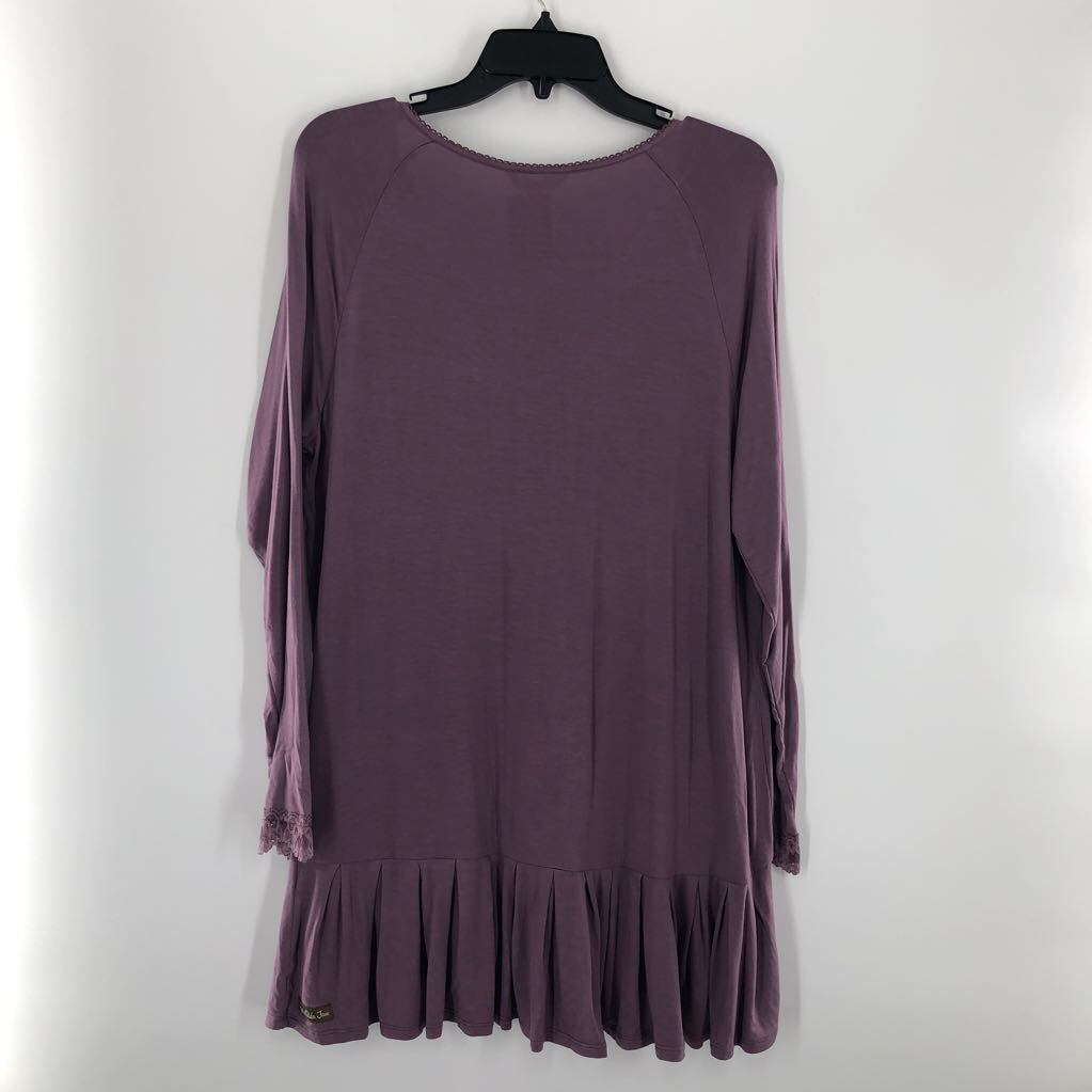 M lace detail v-neck l/s top