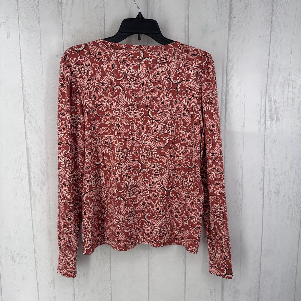 M paisley print v-neck l/s top