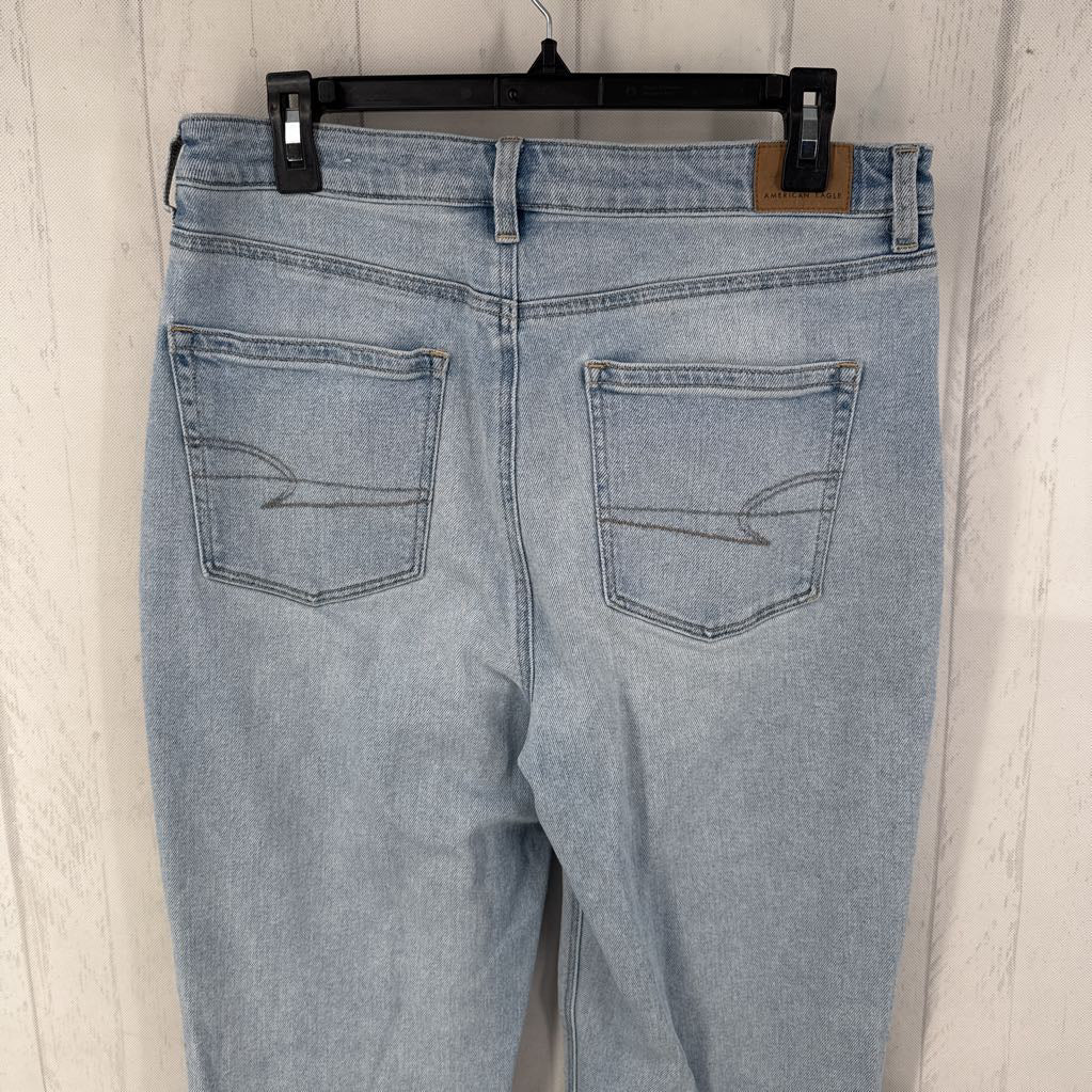 12 straight leg mom jean