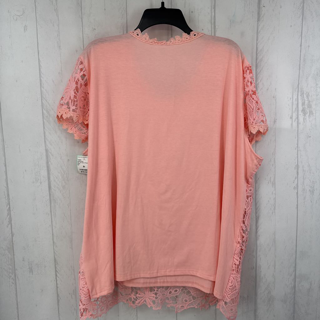 2x s/s lace front top