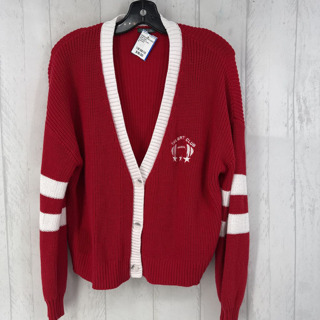 M button front cardi