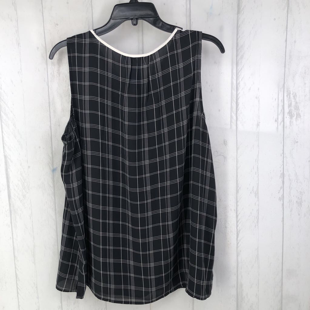 XL checkered notch neck cami