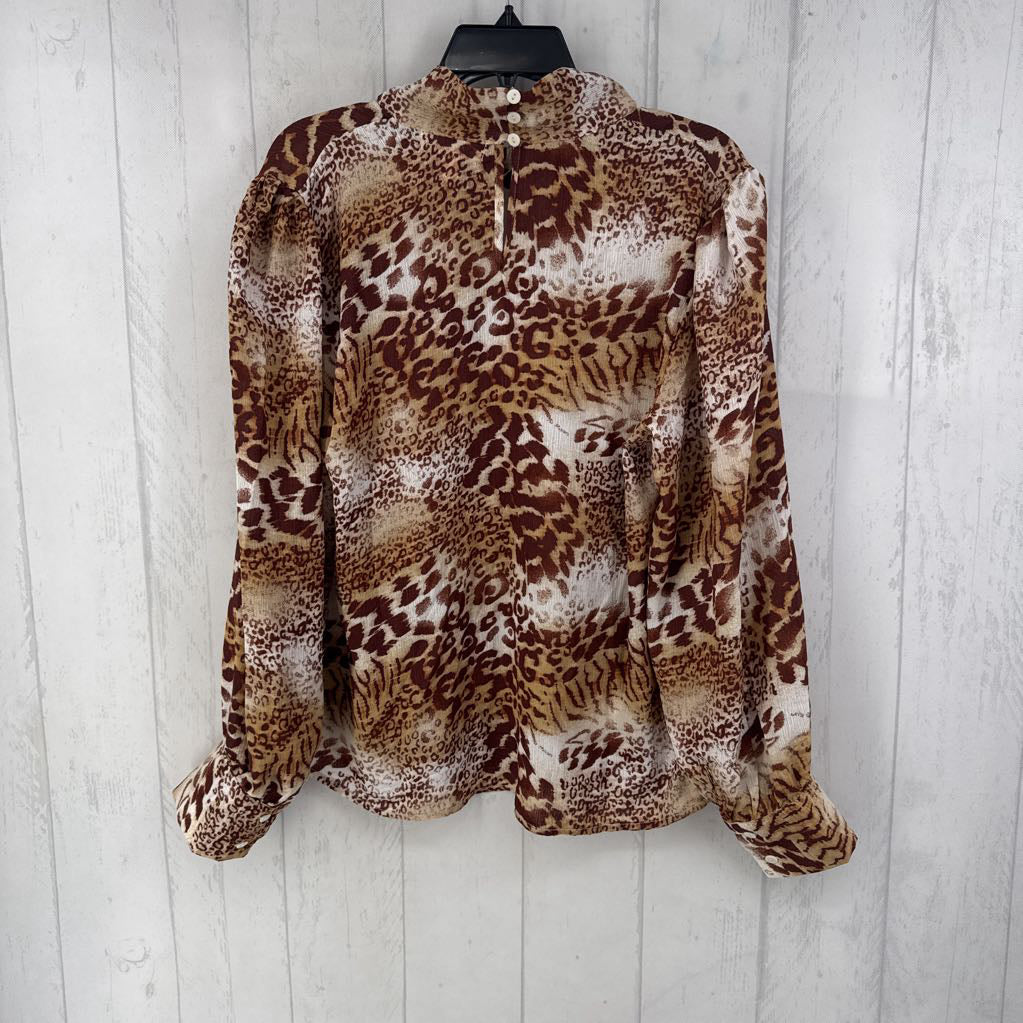 XL animal print notch neck l/s top