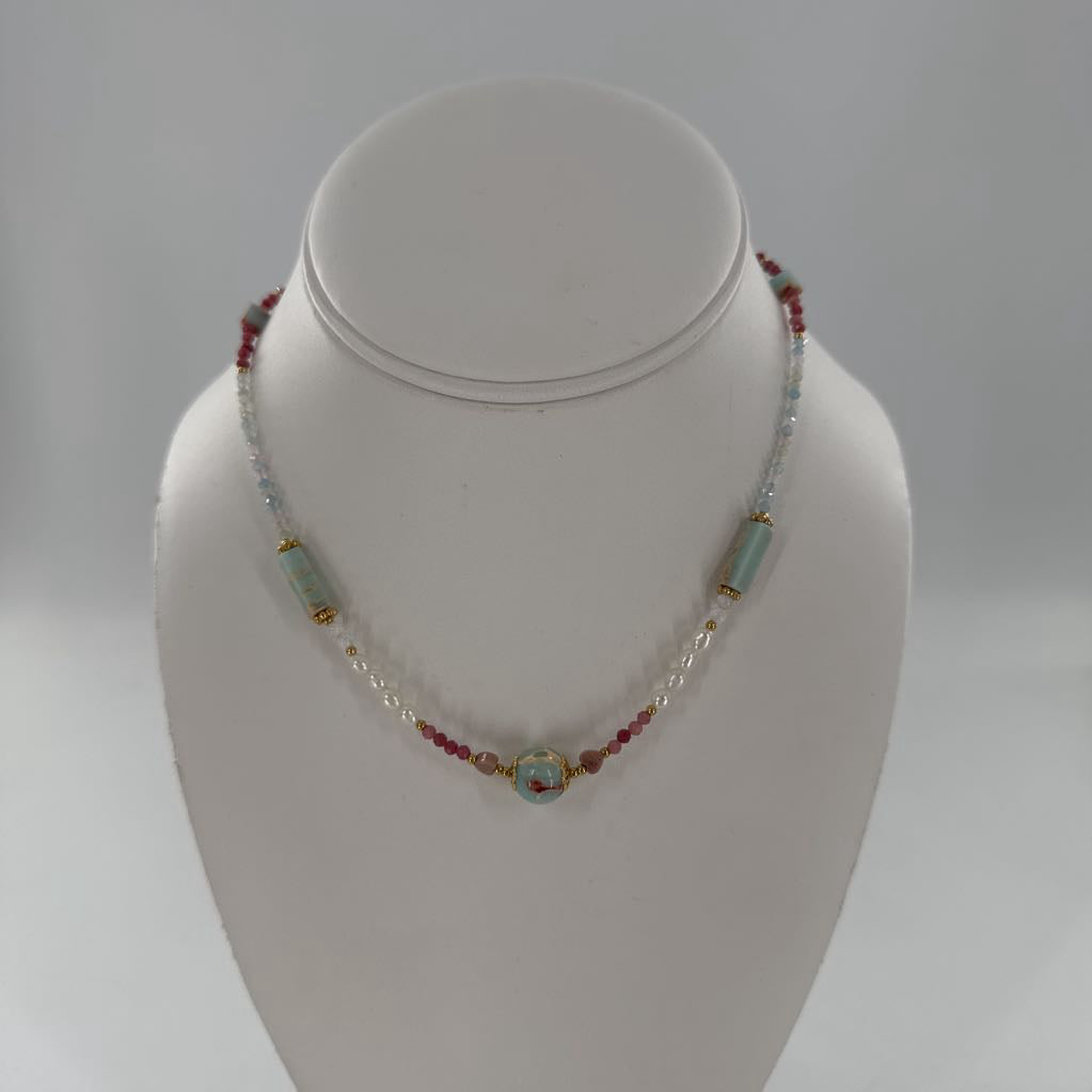 9" pearl & stone beaded necklace