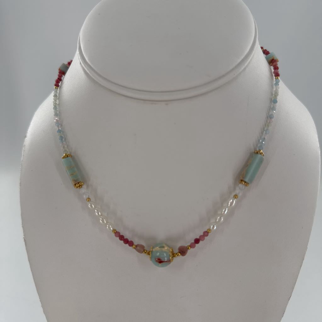 9" pearl & stone beaded necklace