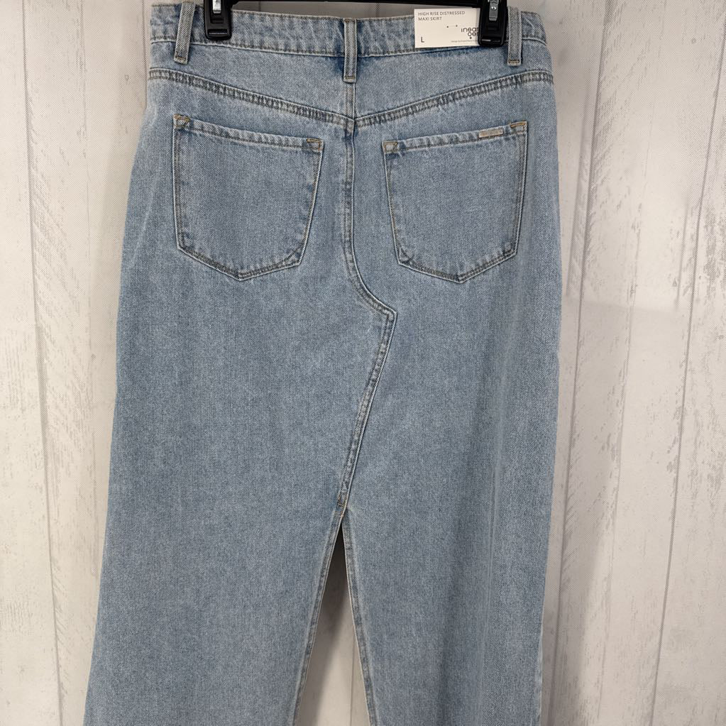 L hi-rise distressed jean skirt