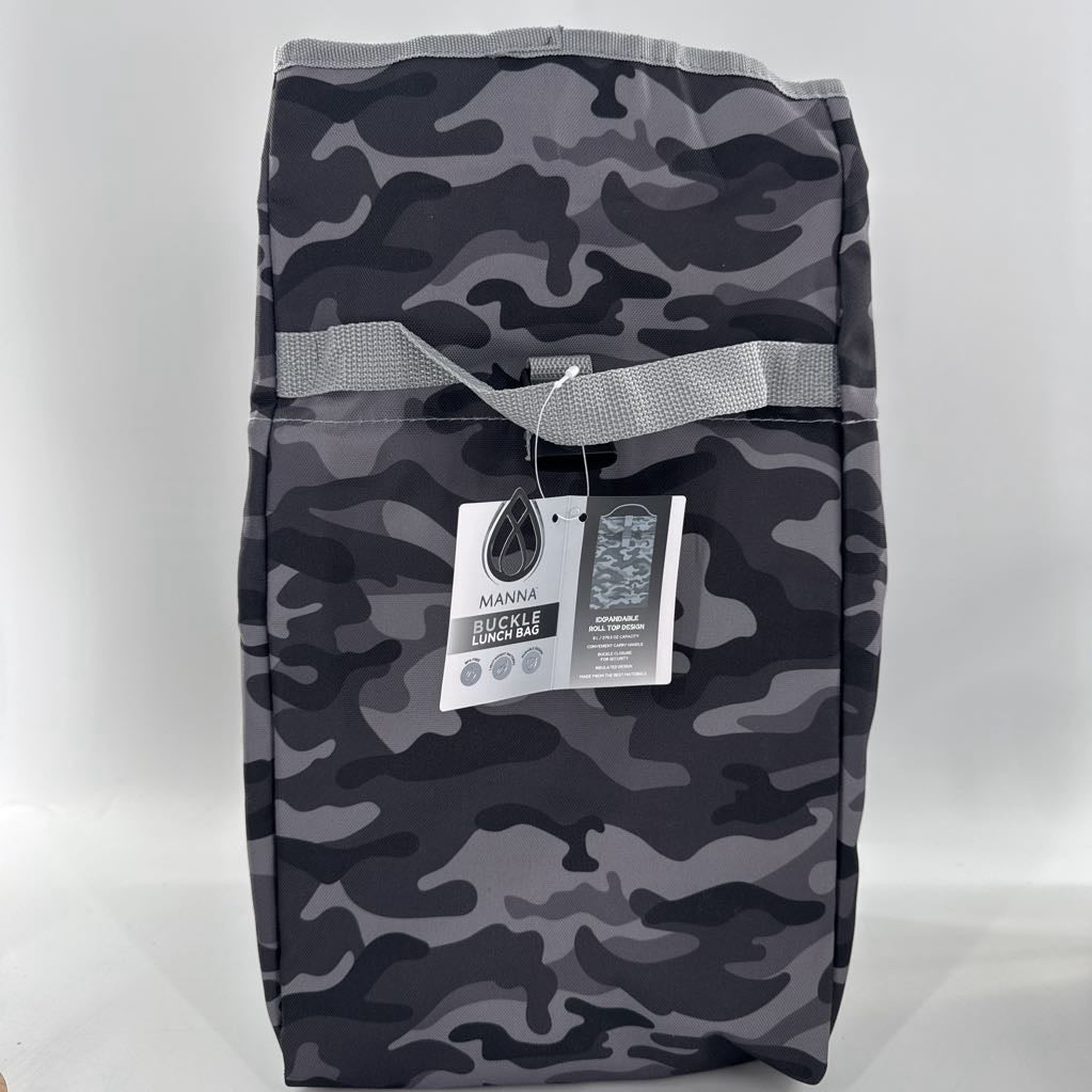camo print buckle lunch bag