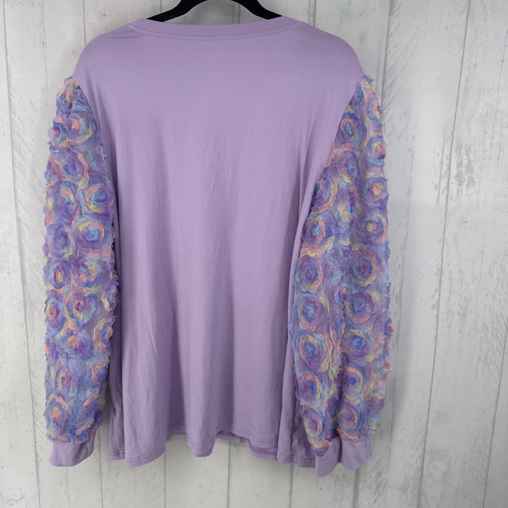 4xl textured floral slv top