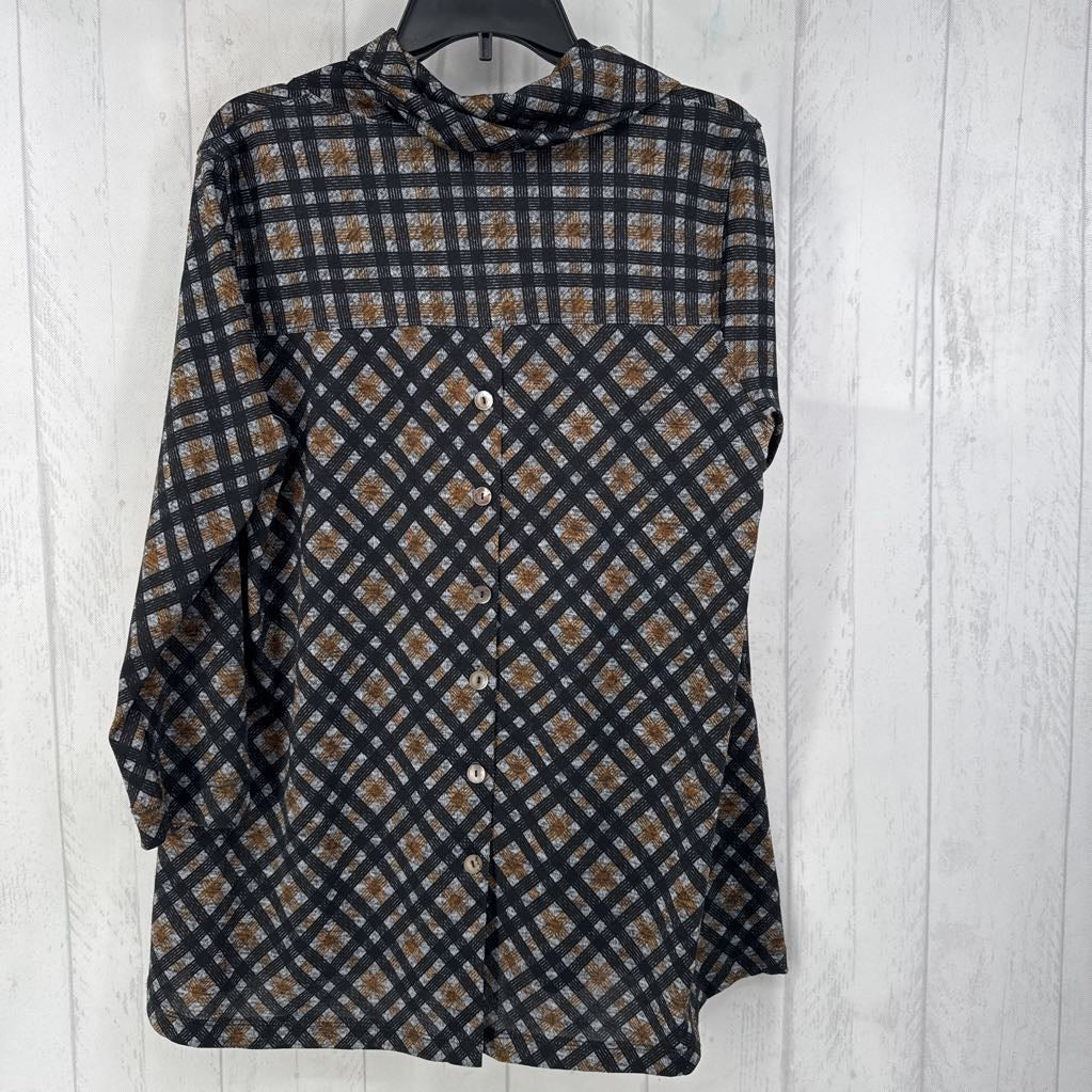 L checkered draped neck 3/4 slv top