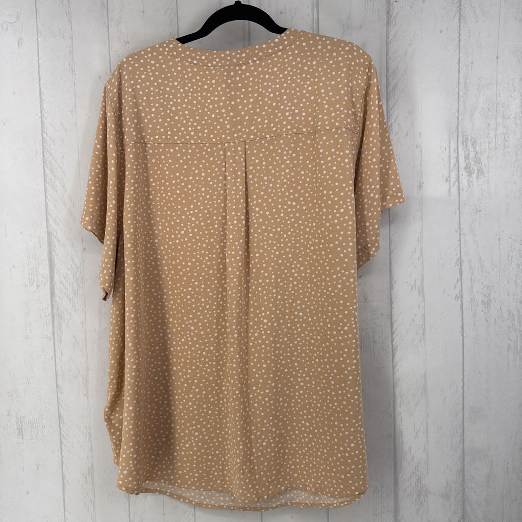 4 s/s polka dot half button shirt