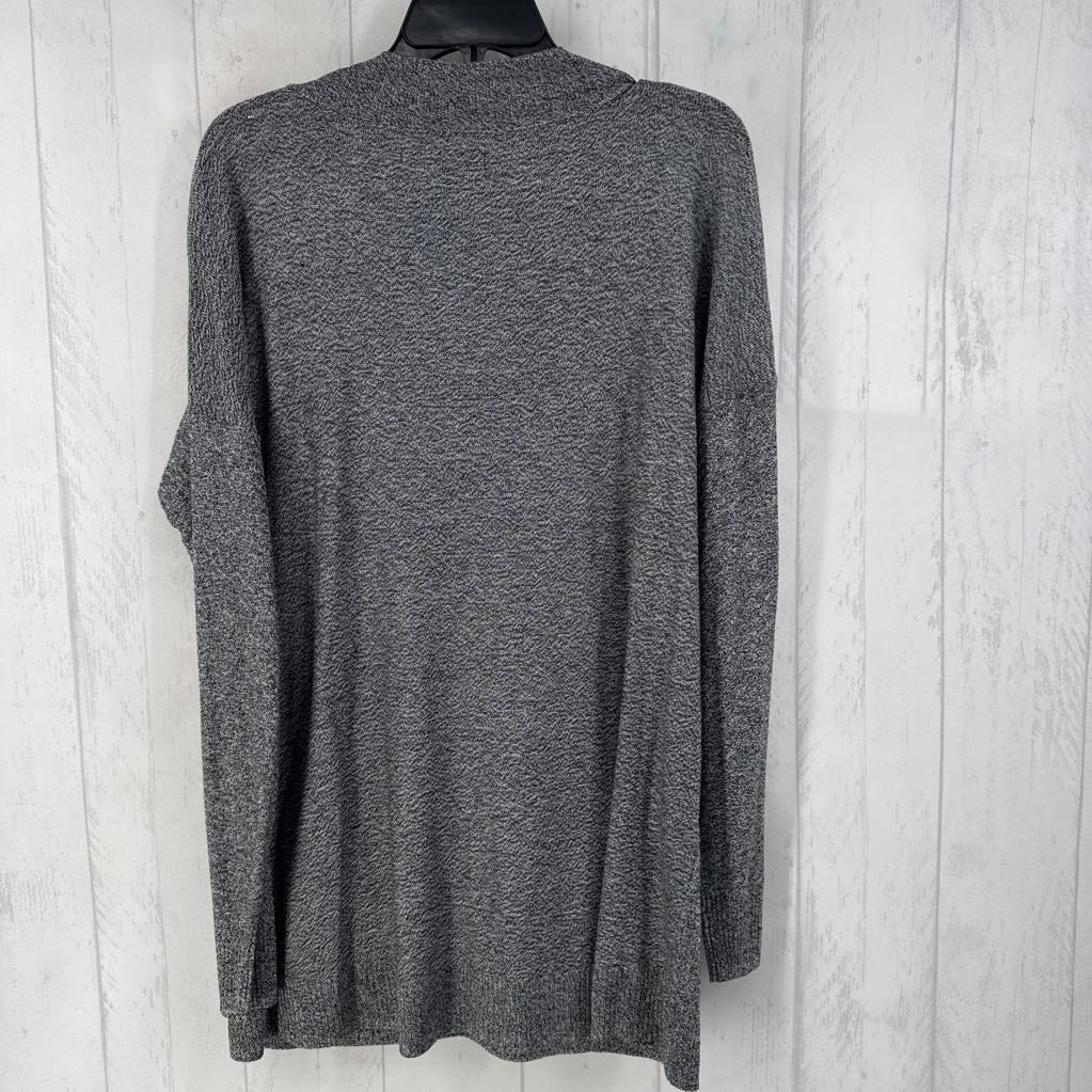 R40 L v-neck tunic sweater