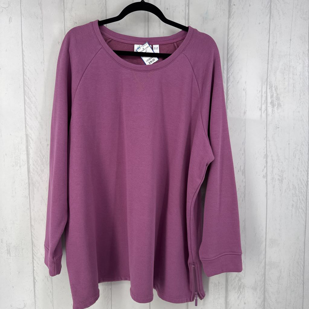 3X crewneck sweatshirt