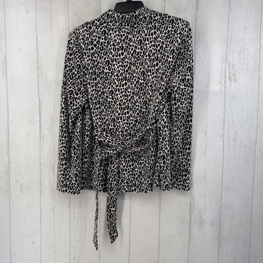 R30 M animal print button jacket w/ belt