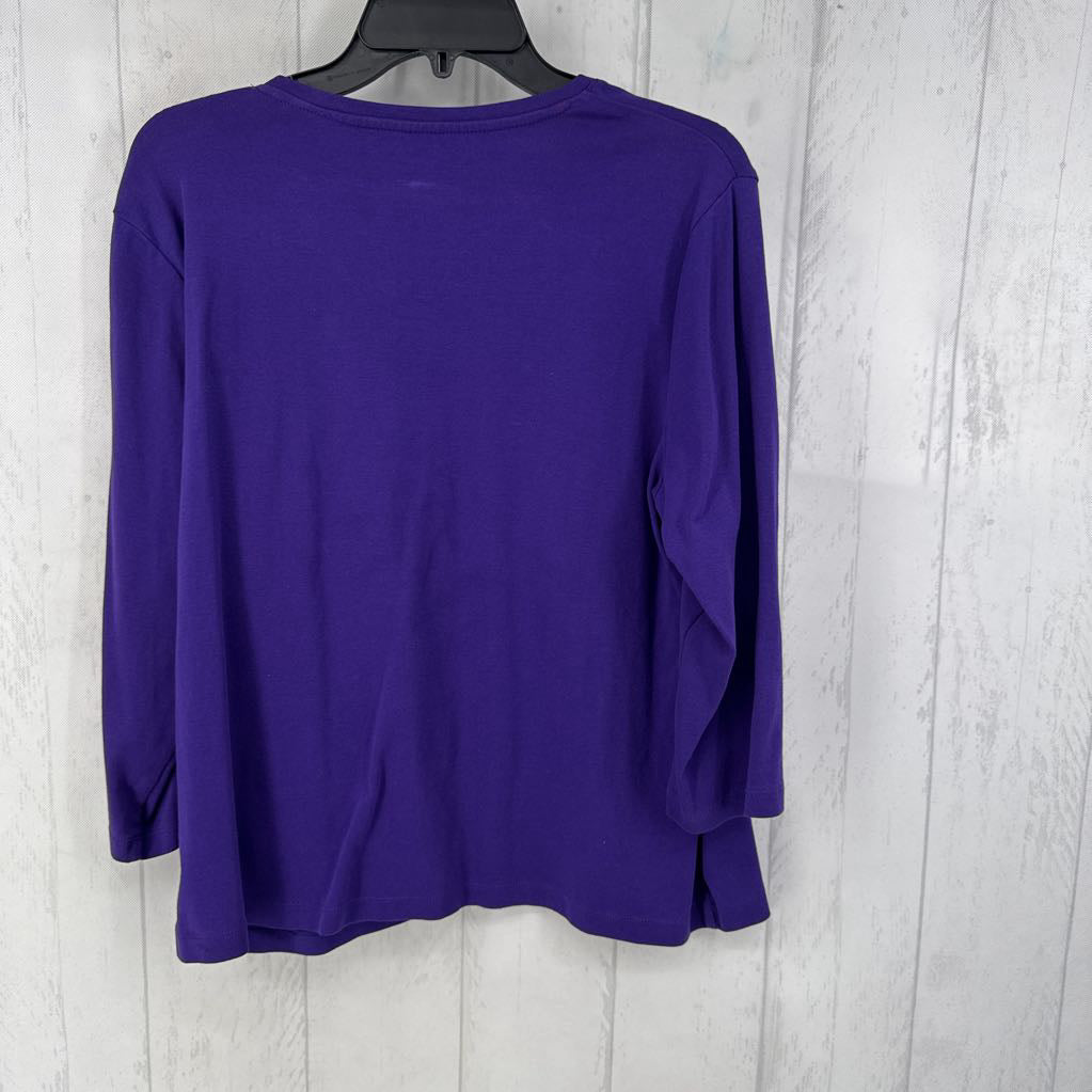 XL v-neck 3/4 slv tee