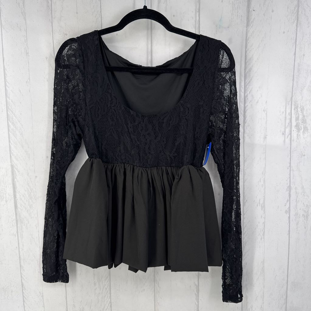 XL lace l/s peplum top