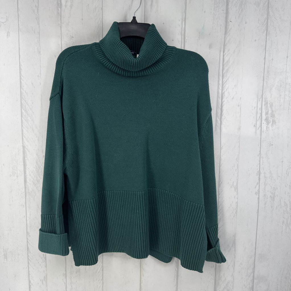 XS t-neck sweater