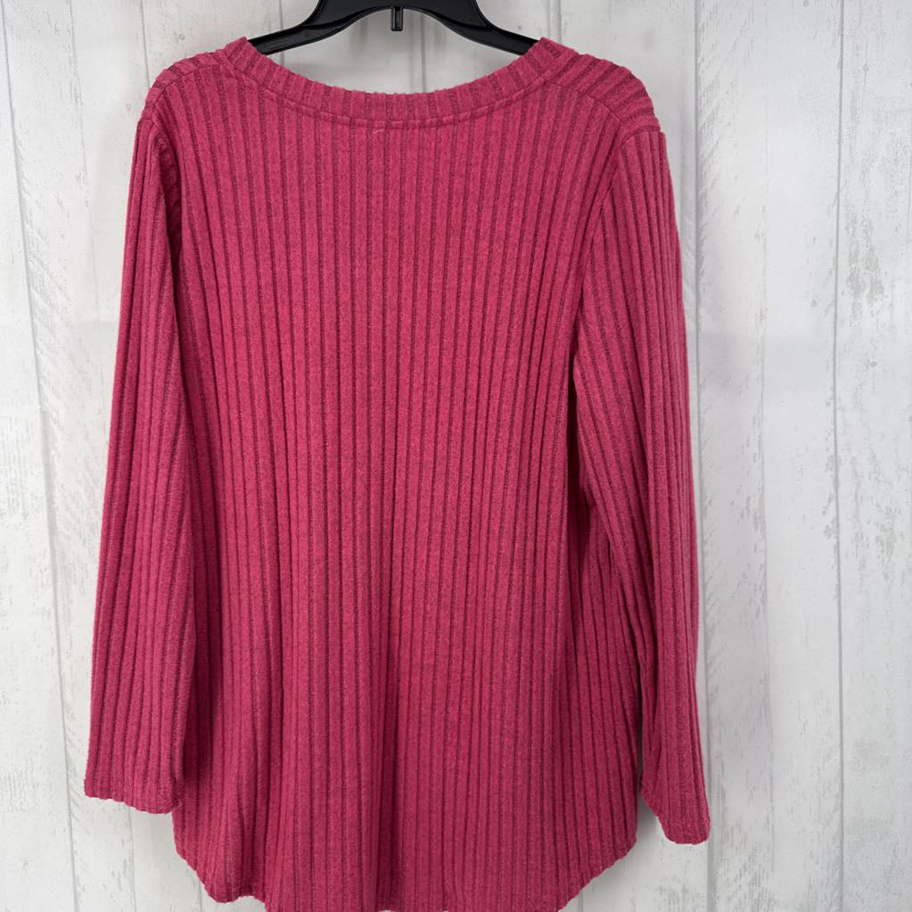 XL ribbed v-neck l/s top