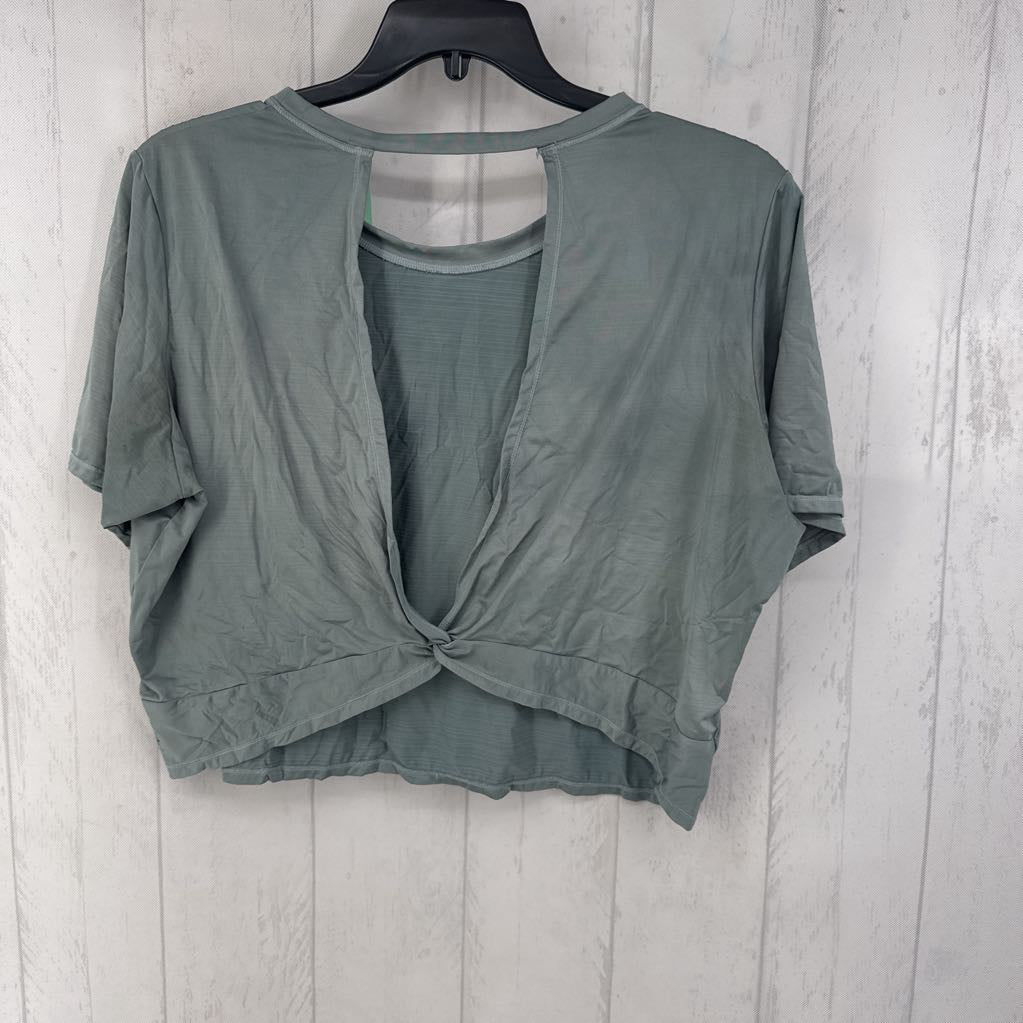 XXL s/s back out crop top