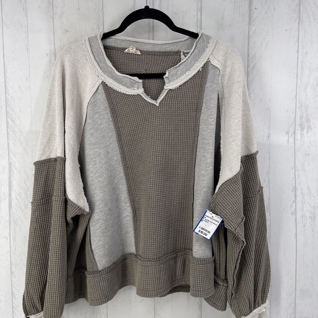 M waffle knit notch neck sweatshirt