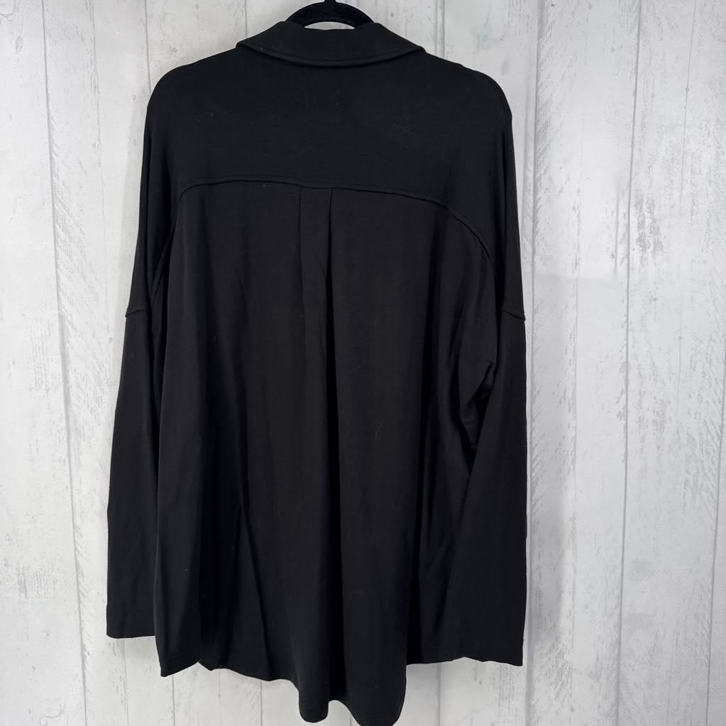 XXL button down l/s top