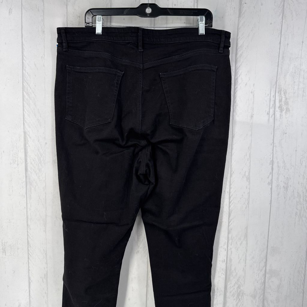 18 curvy fit skinny jean