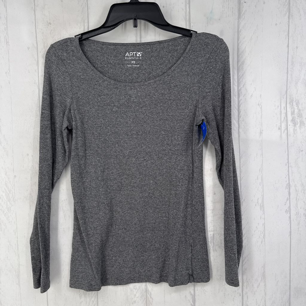 XS scoop neck l/s tee