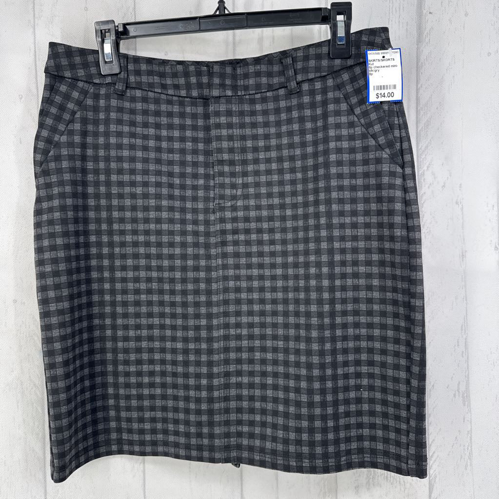 8p checkered mini-skirt