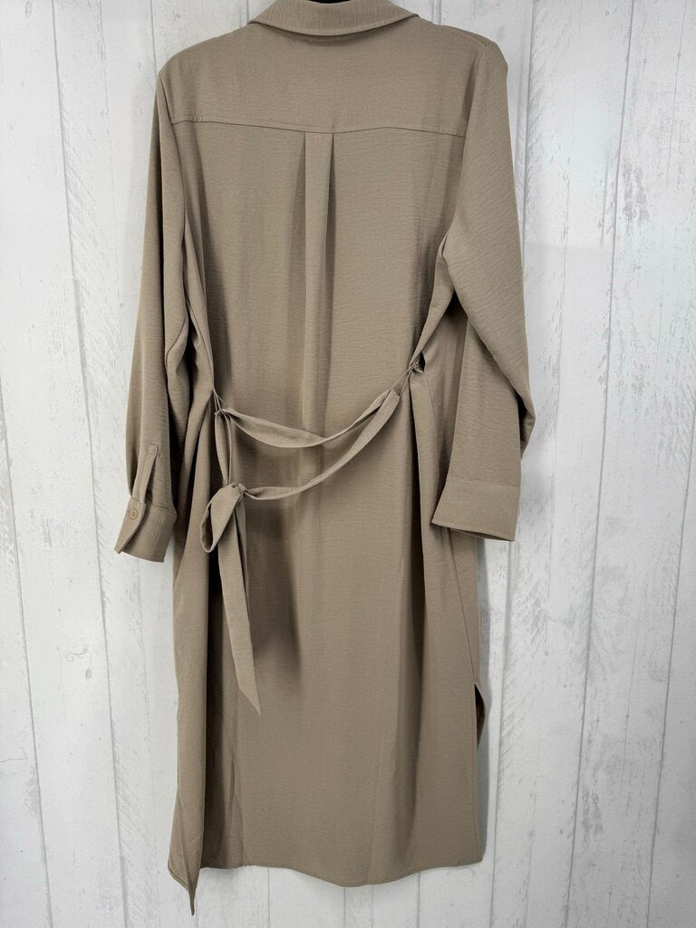 12 button down belted l/s dress