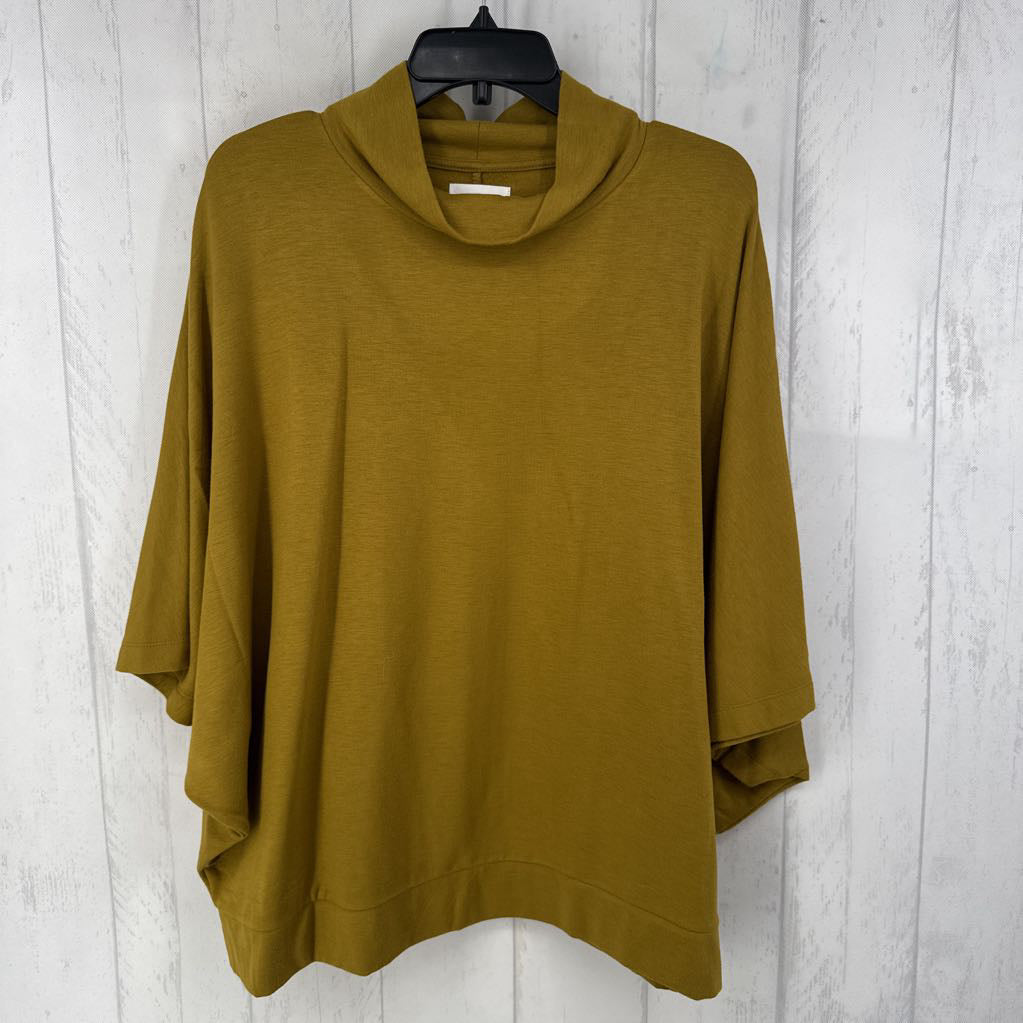 XL mock neck batwing top