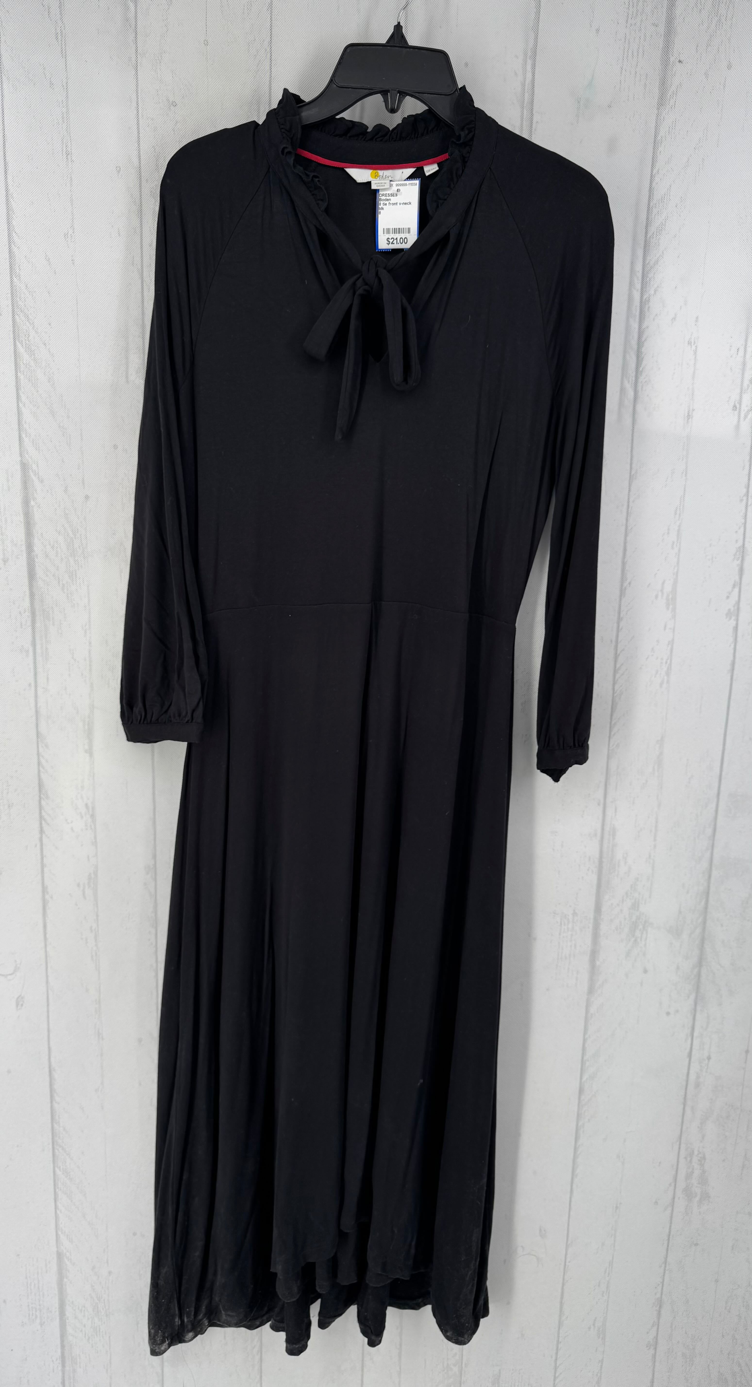 8 tie front v-neck tiered l/s dress