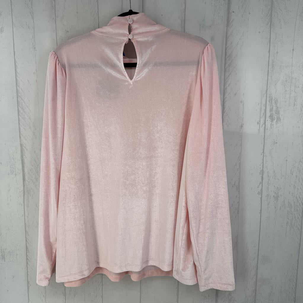 R44 2x velvet l/s top