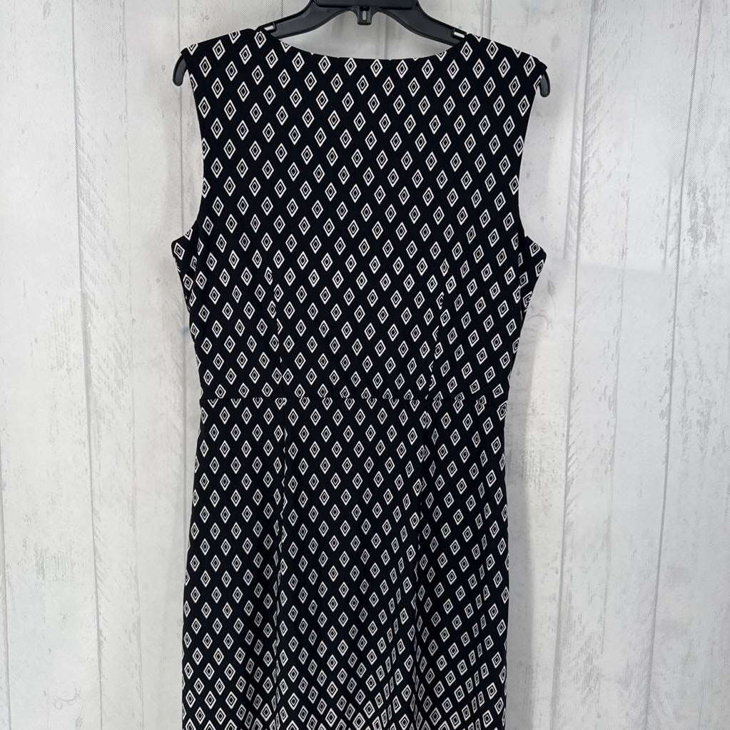 R140 12 slvls diamond geo print dress