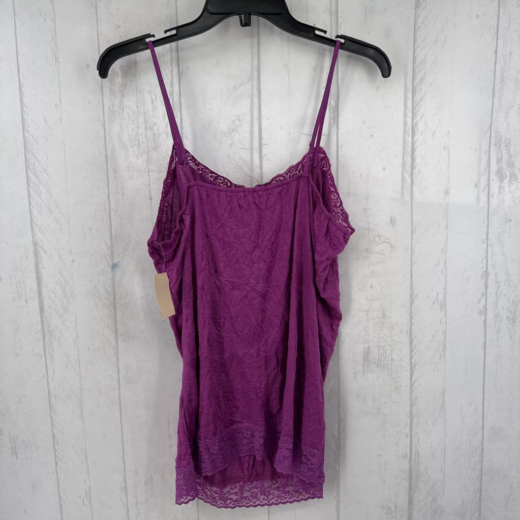 R30 L crinkle lace tank