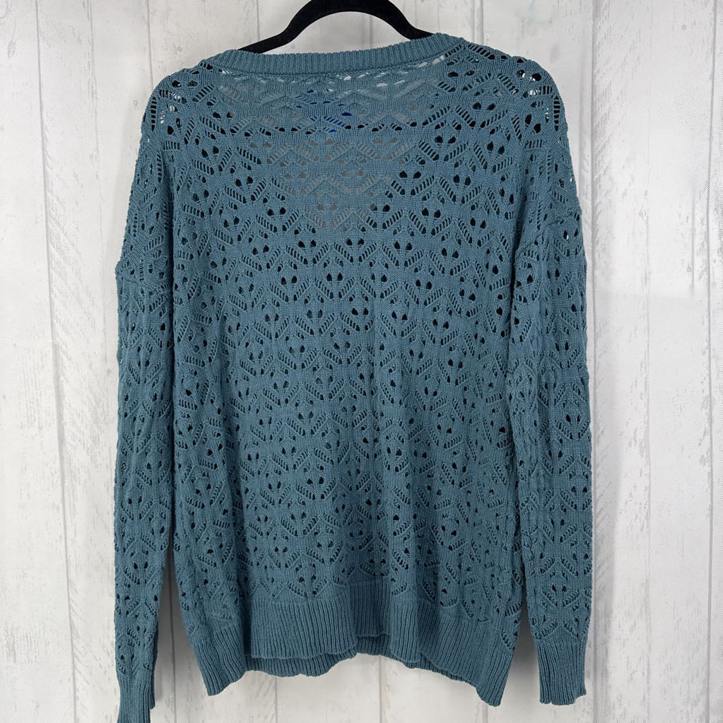 L crochet v-neck sweater