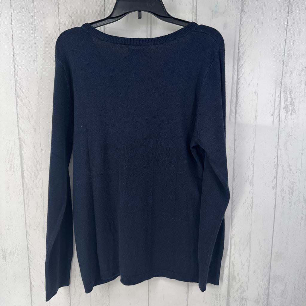 XL v-neck sweater