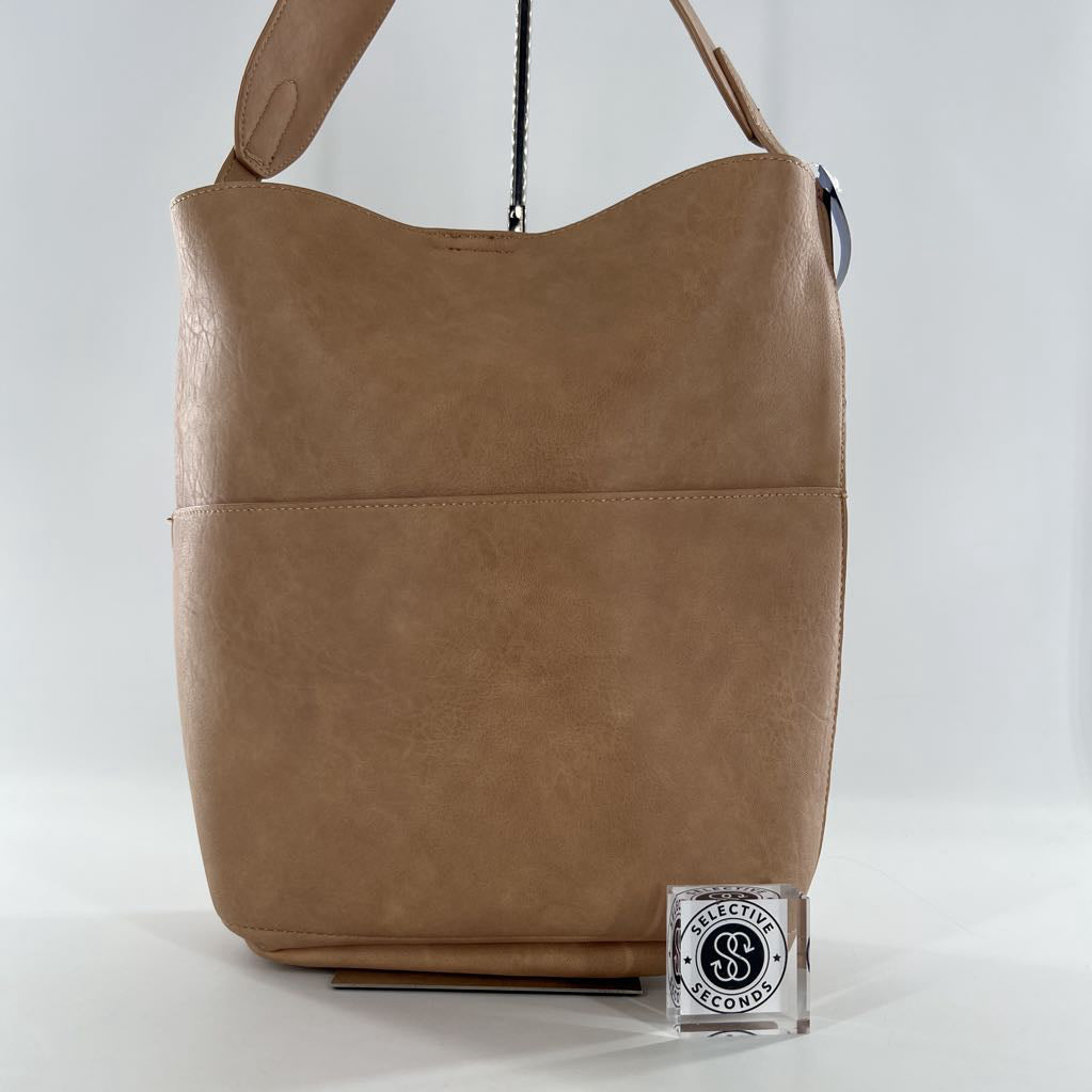 2Pc vegan leather tote bag w/ bow clutch