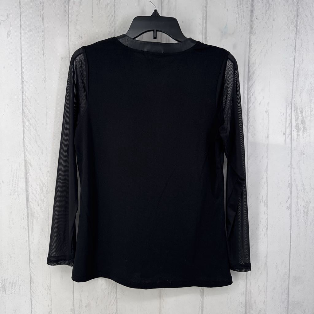 M faux lerather trim v-neck l/s top