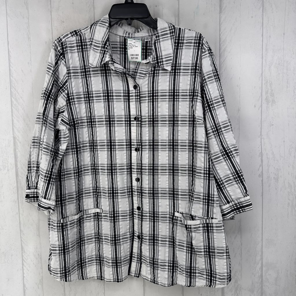 XL 3/4 slv plaid button shirt
