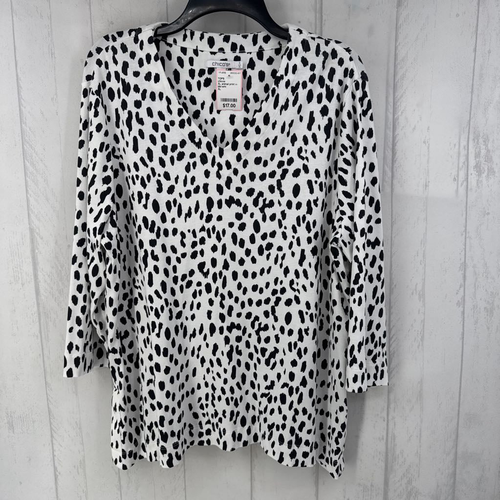 XL animal print v-neck 3/4 slv top