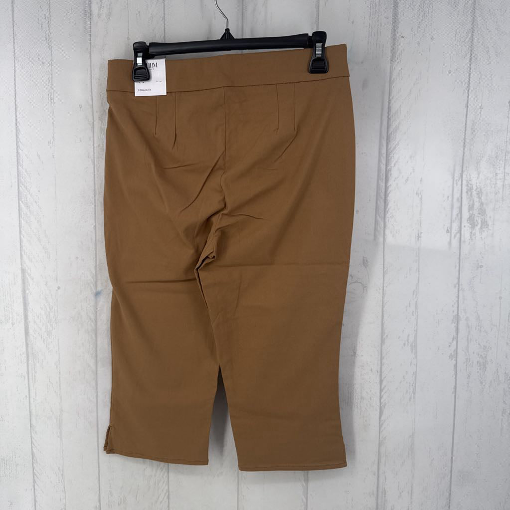 R64 00 pull on straight capris