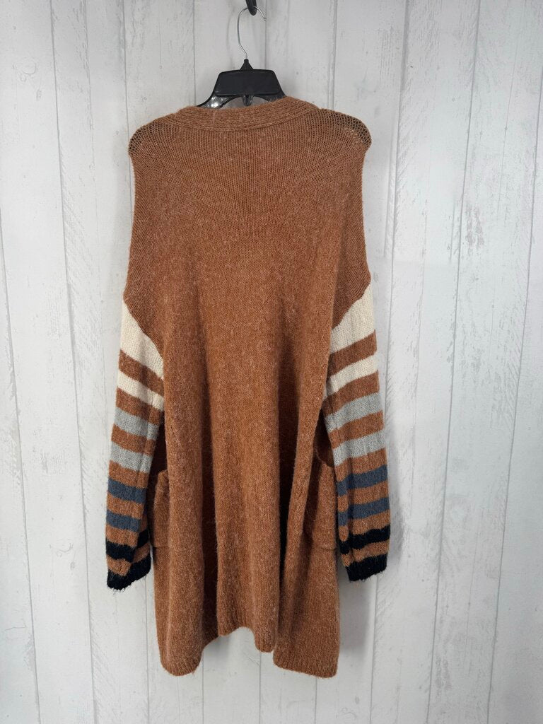 M/L striped slv oversized cardi