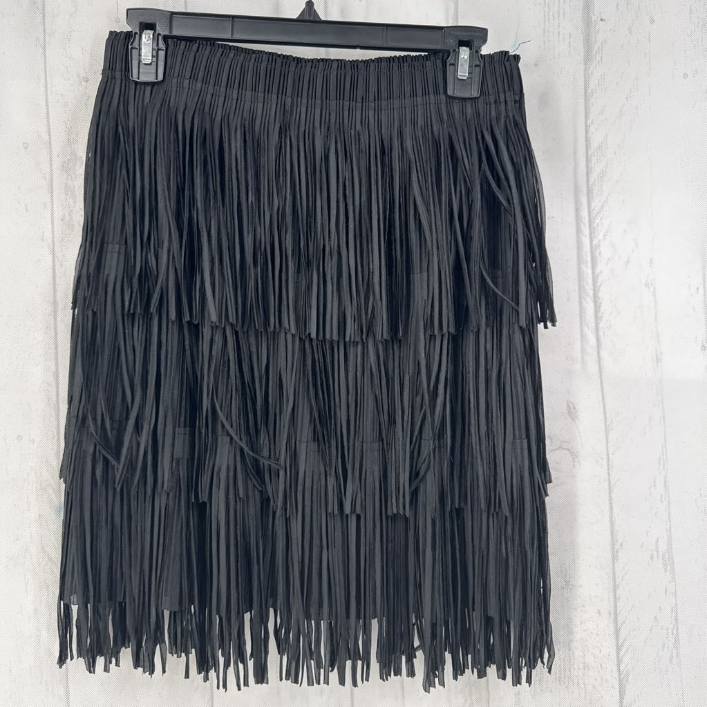 L tiered fringe skirt
